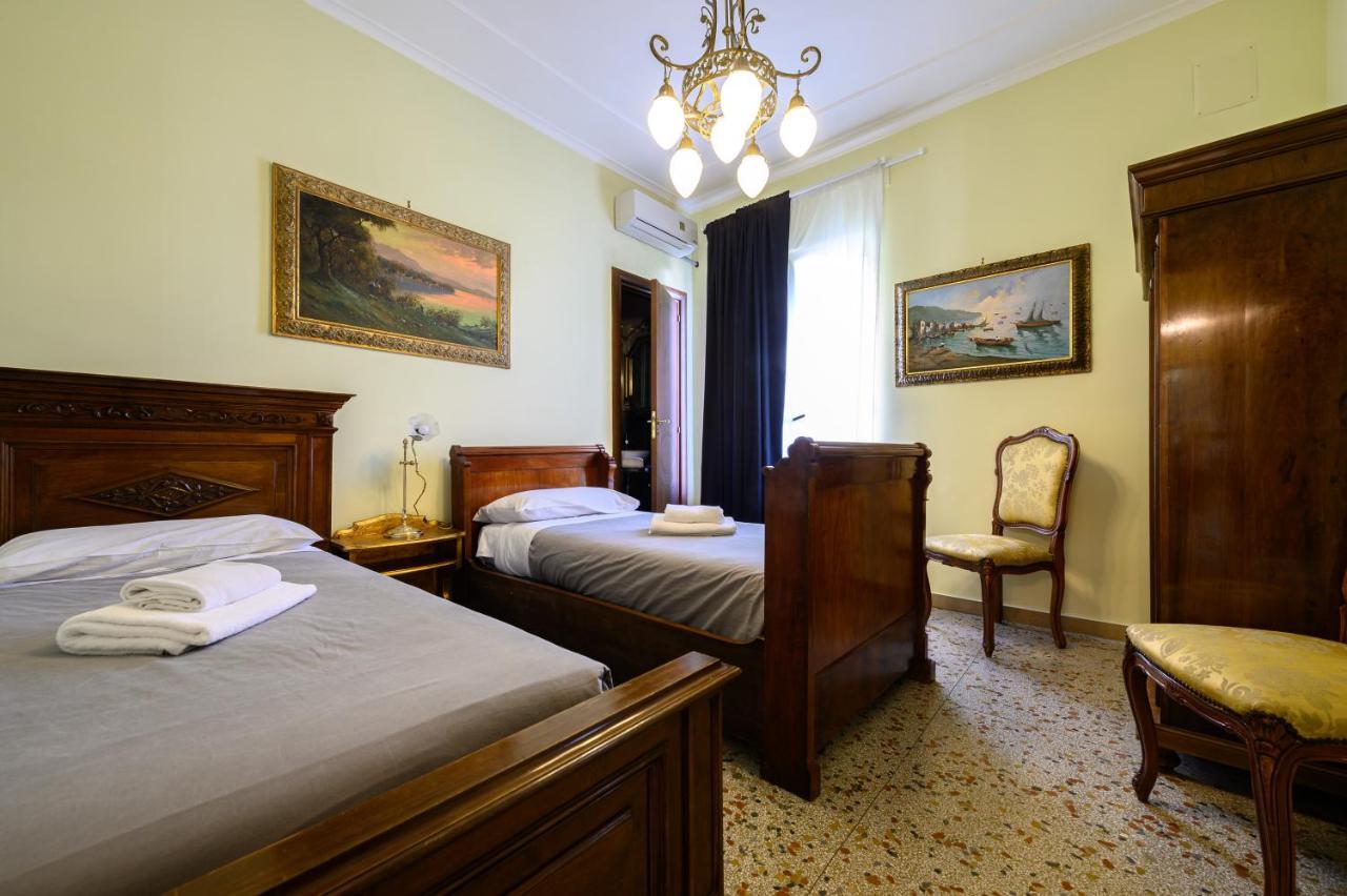 Villa Emilia ปอซซุออลี ภายนอก รูปภาพ