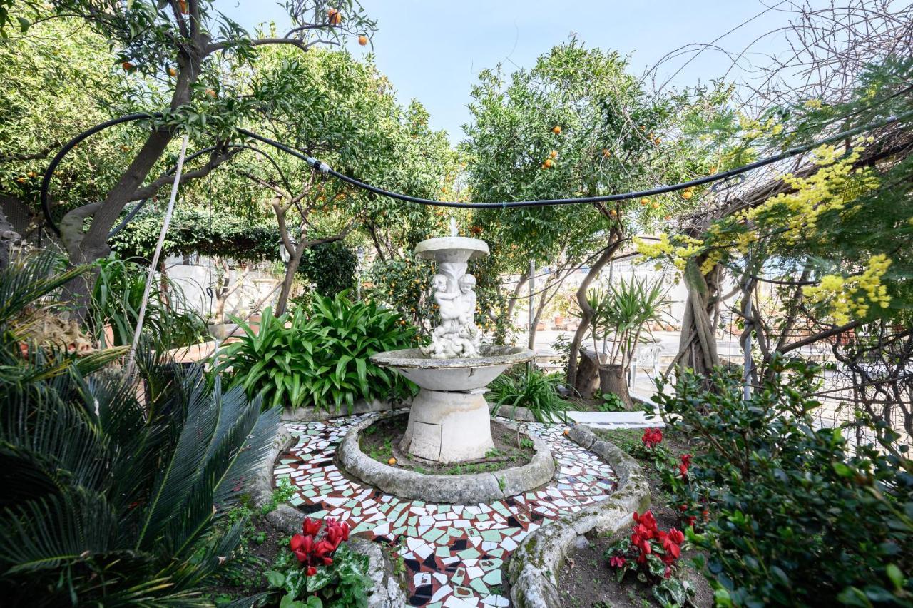 Villa Emilia ปอซซุออลี ภายนอก รูปภาพ
