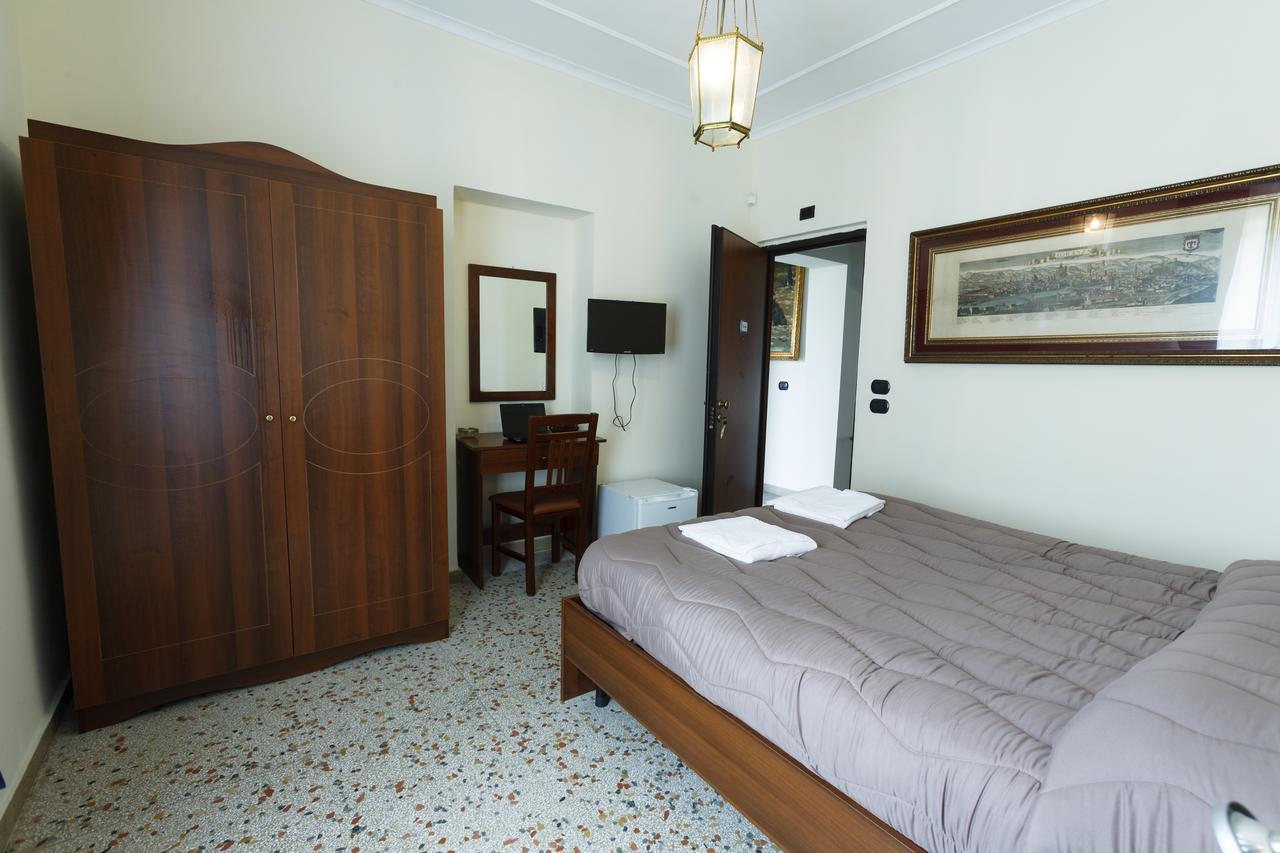Villa Emilia ปอซซุออลี ภายนอก รูปภาพ