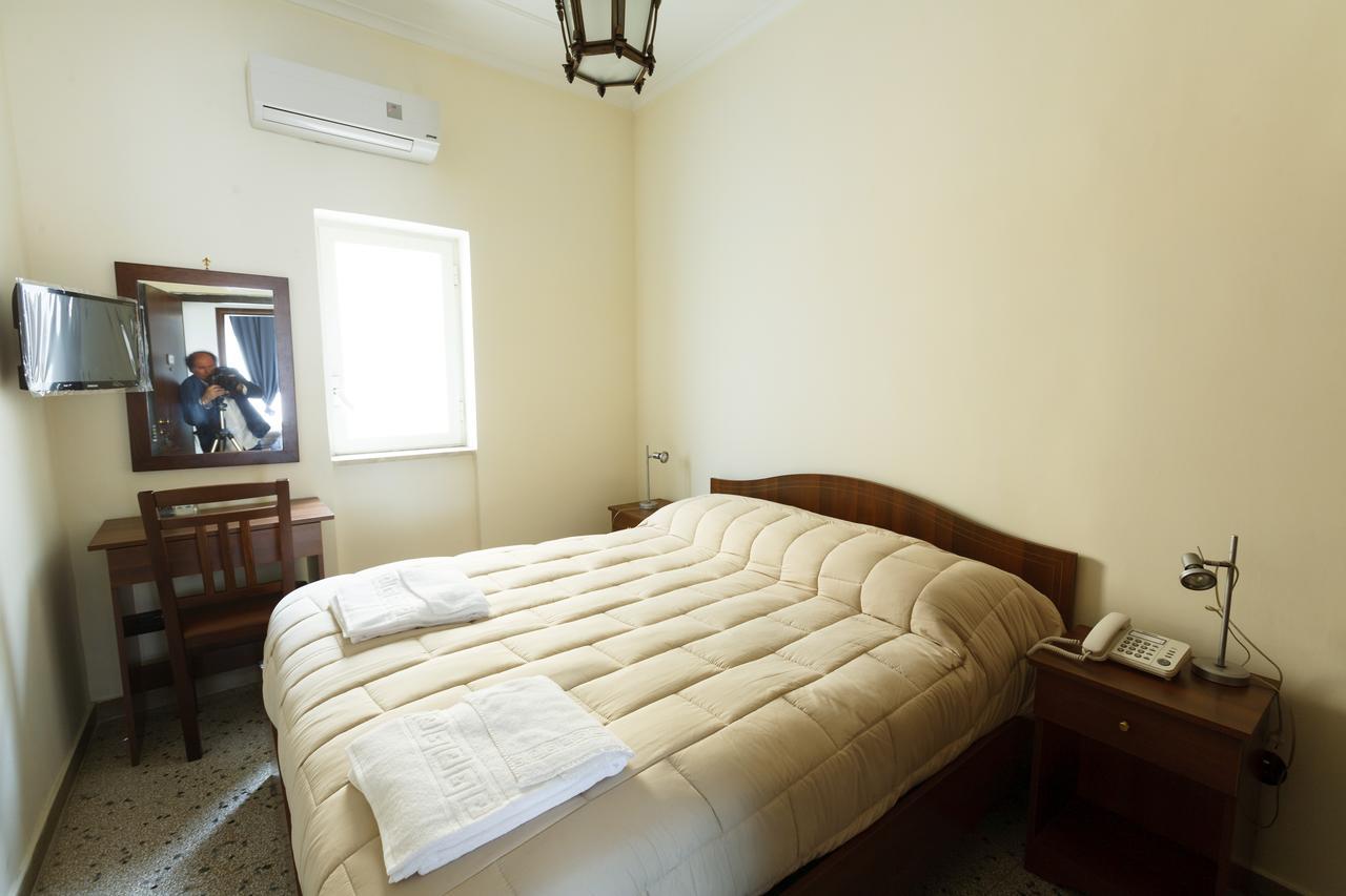 Villa Emilia ปอซซุออลี ภายนอก รูปภาพ