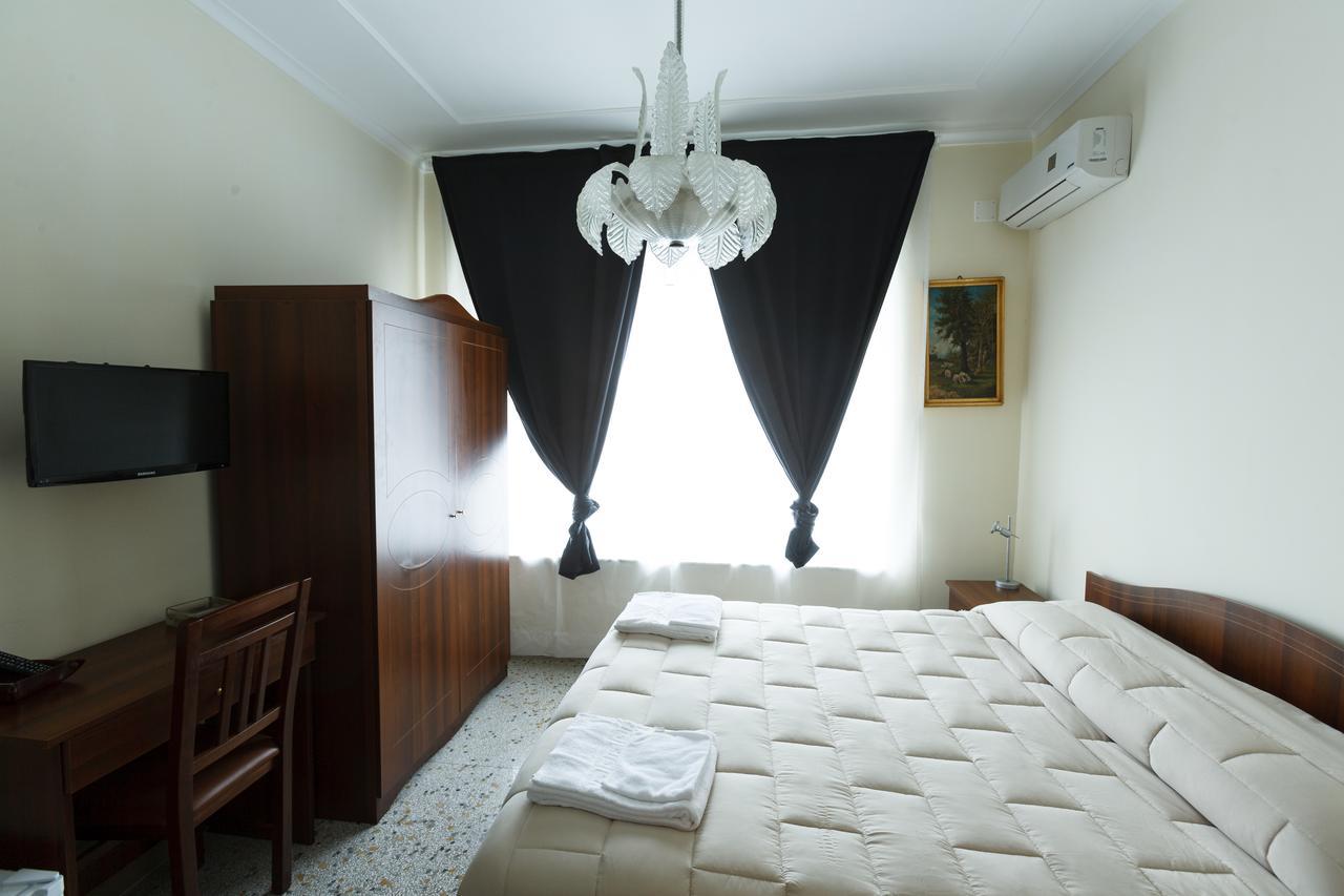 Villa Emilia ปอซซุออลี ภายนอก รูปภาพ