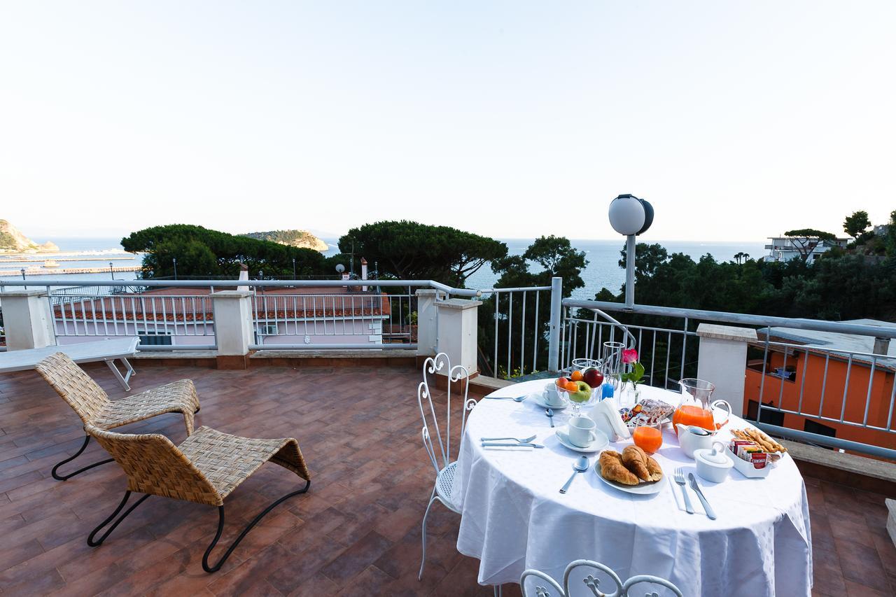 Villa Emilia ปอซซุออลี ภายนอก รูปภาพ